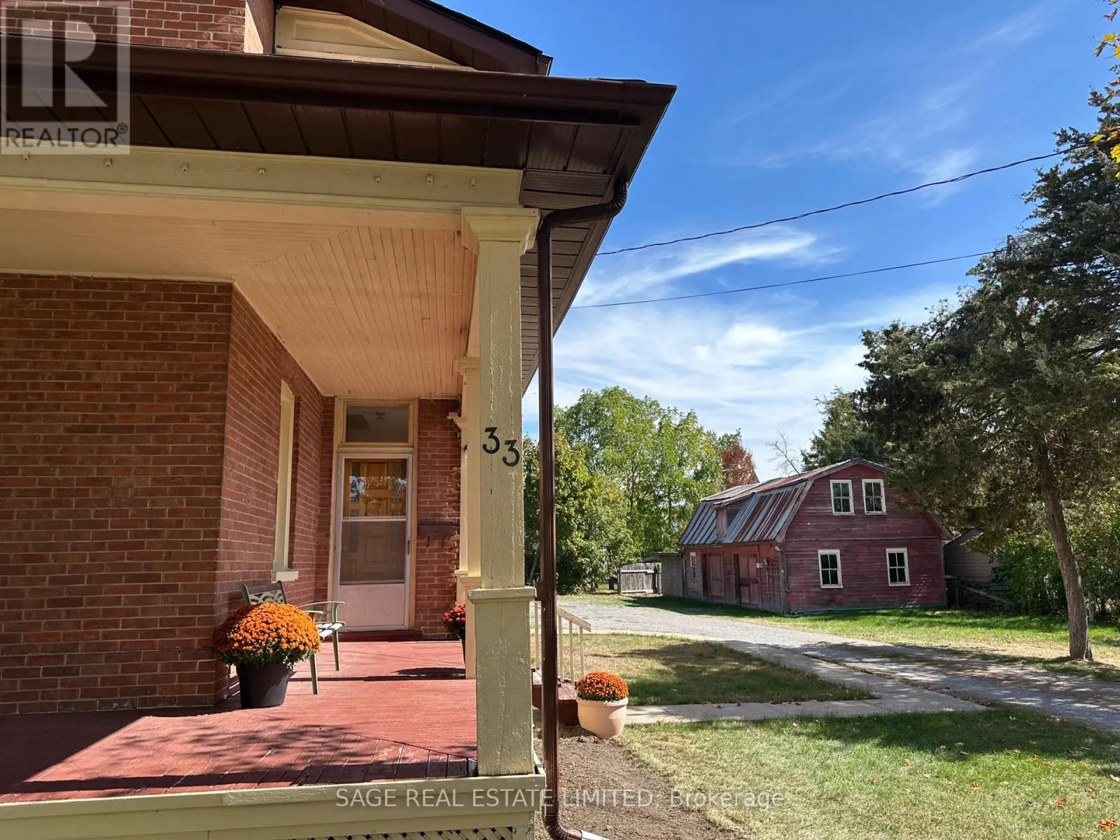 33 JOHN STREET