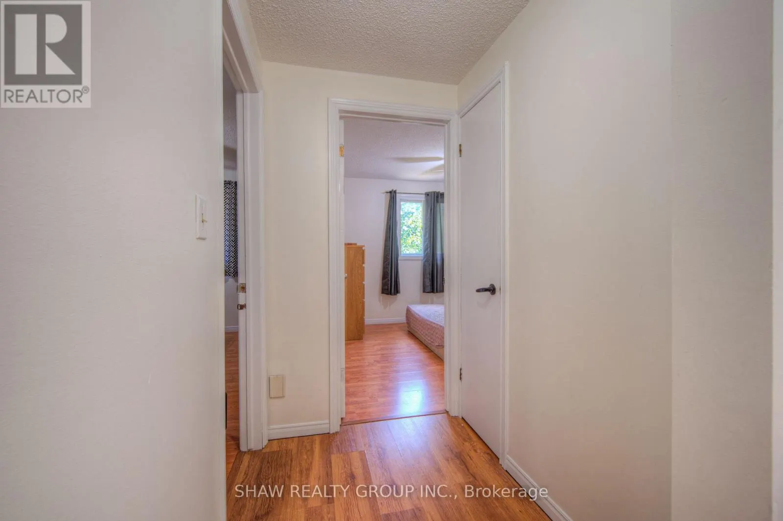 15 GLENDAN COURT