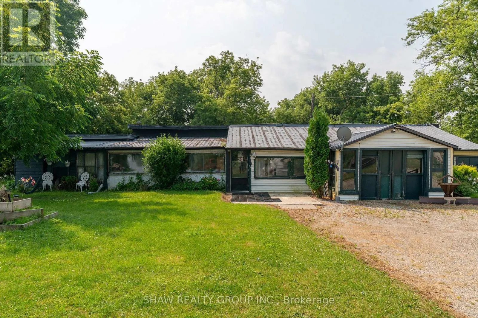 1264 PARKINSON ROAD