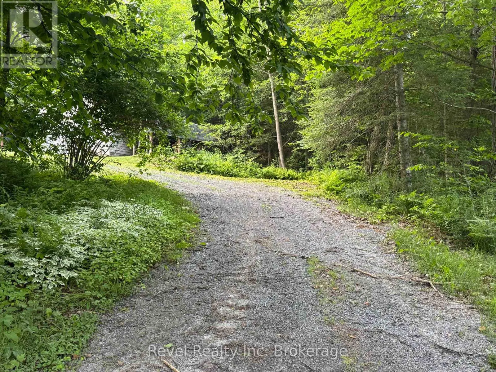 1670 FOREST LAKE ROAD