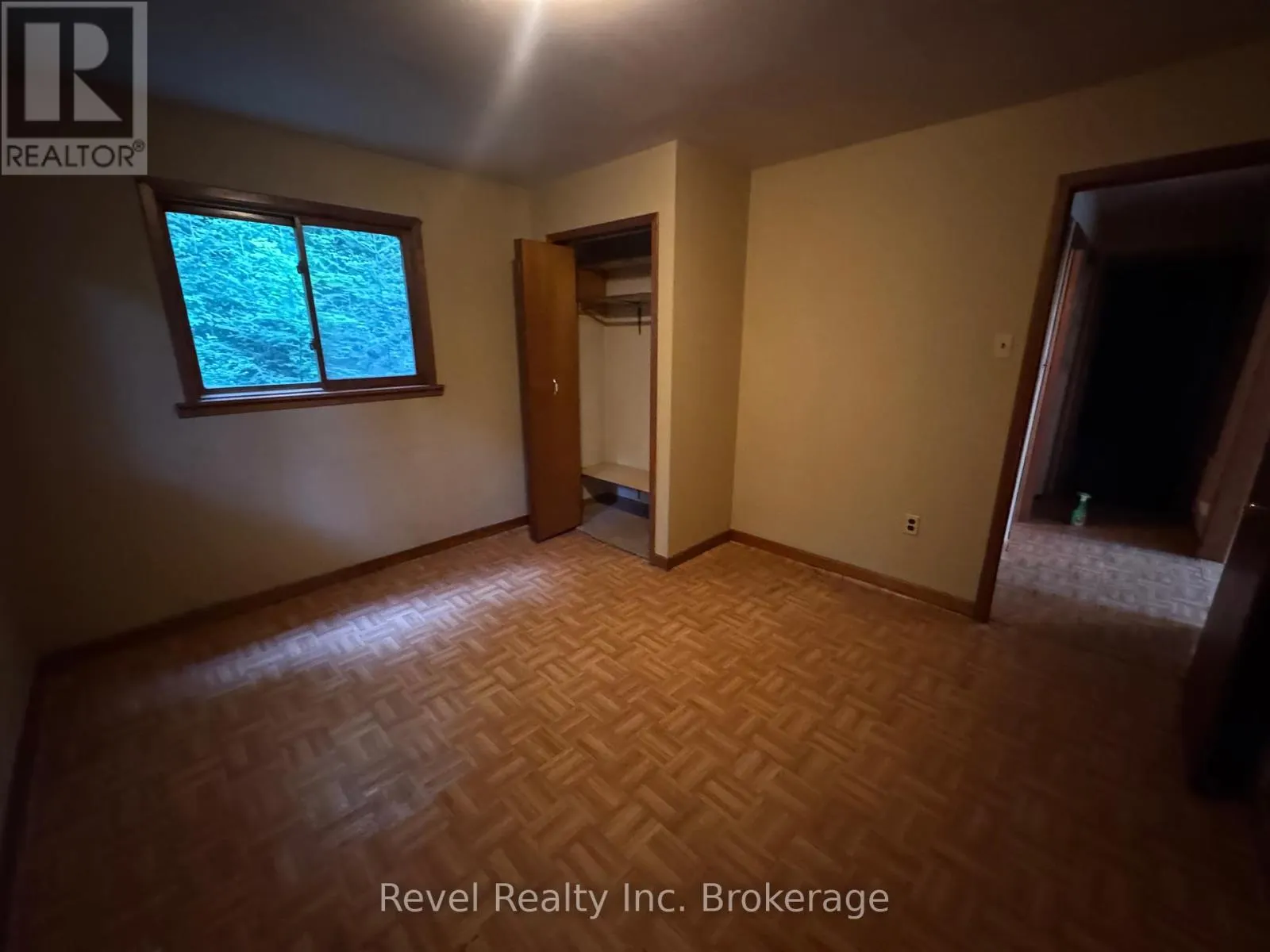 1670 FOREST LAKE ROAD