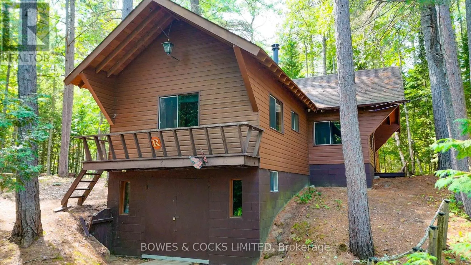 915 MADAWASKA RIVER DRIVE