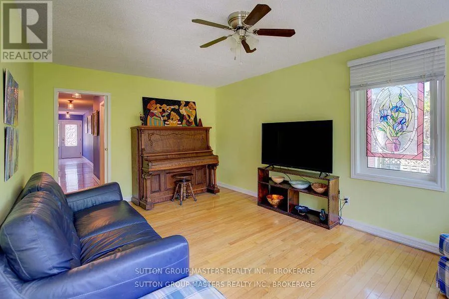 47 BAYSHORE DRIVE