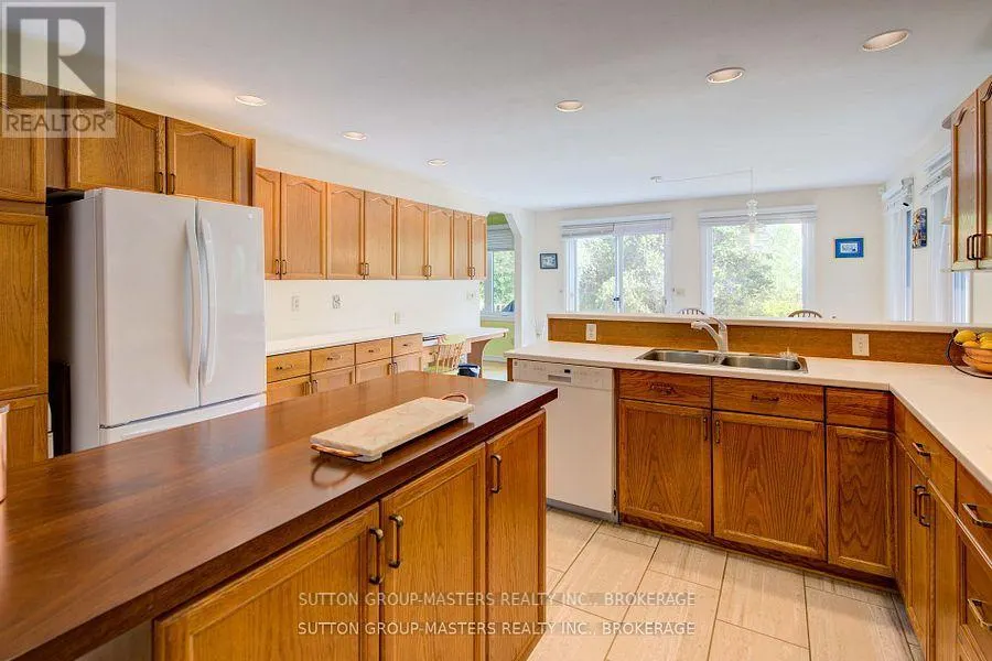 47 BAYSHORE DRIVE