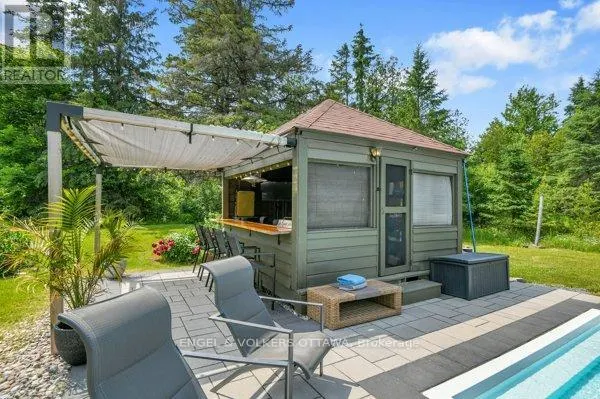102 DELANEY DRIVE