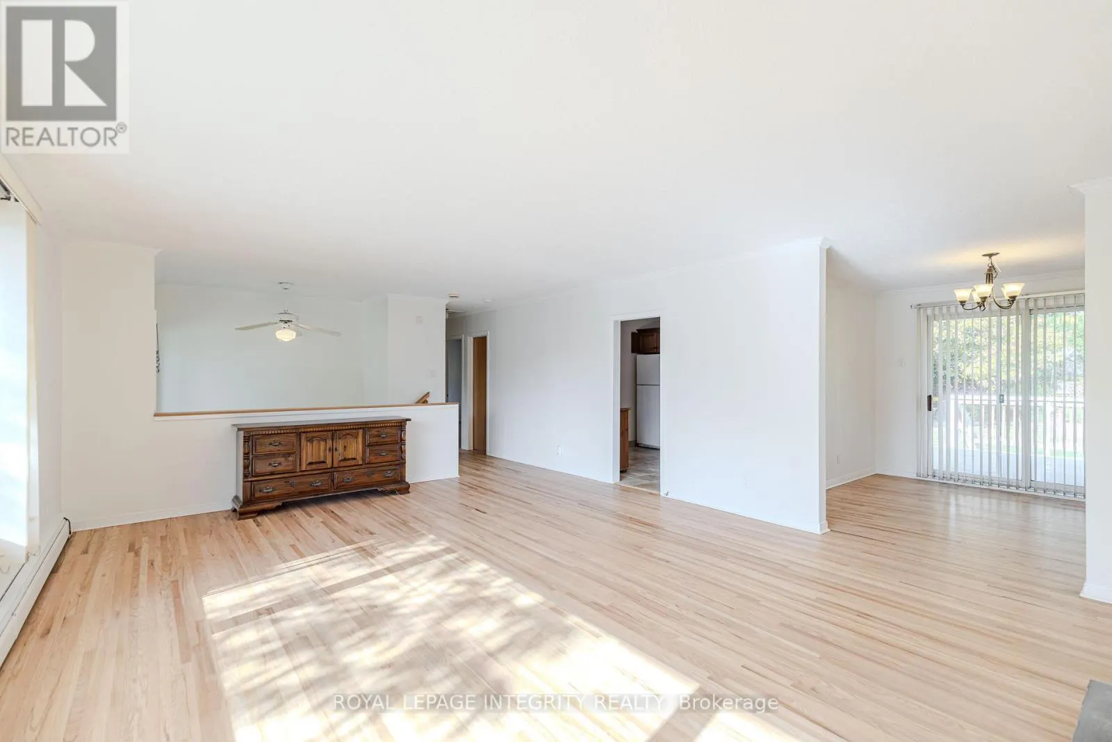 135 DESMOND AVENUE