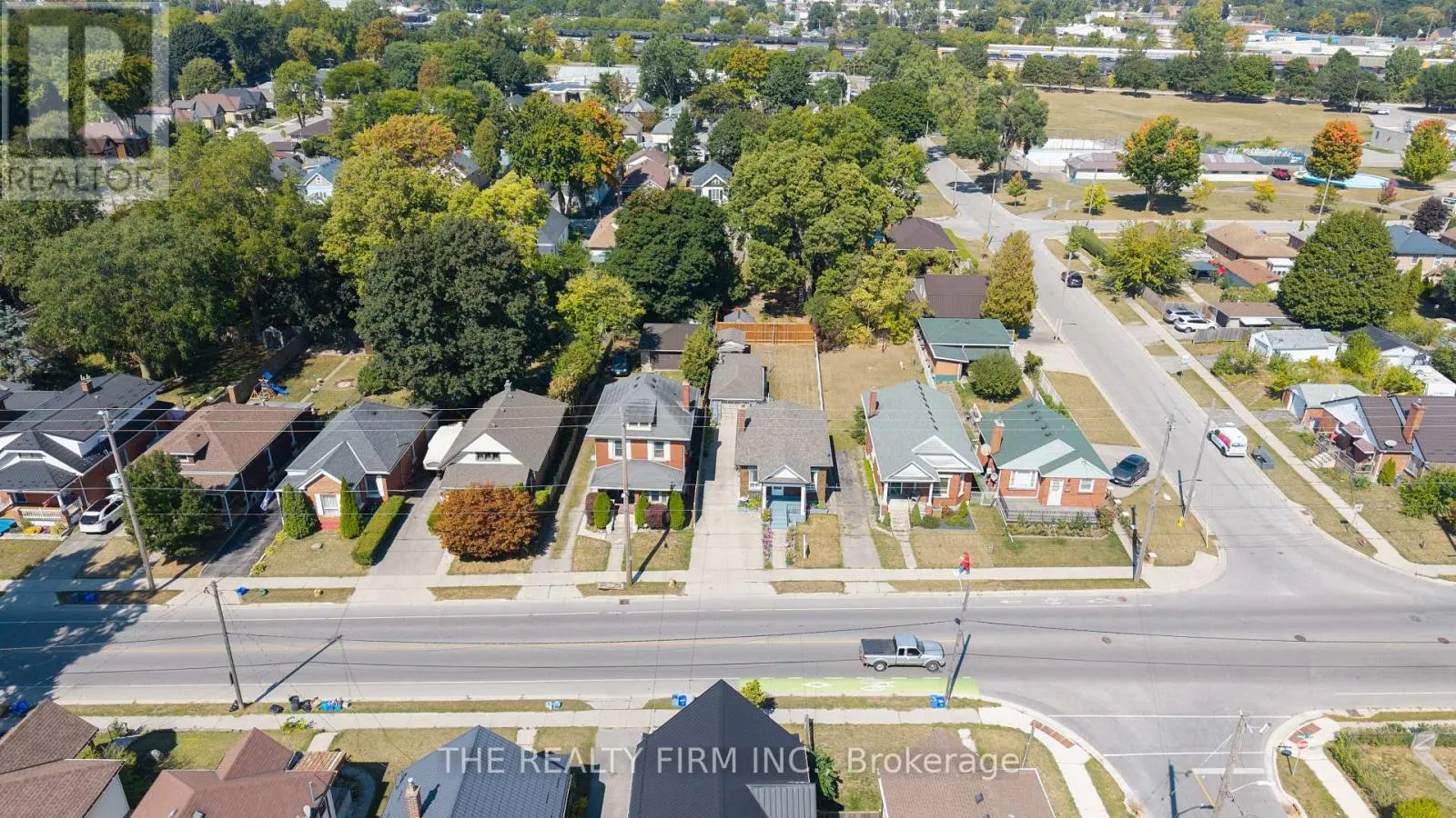 1118 TRAFALGAR STREET