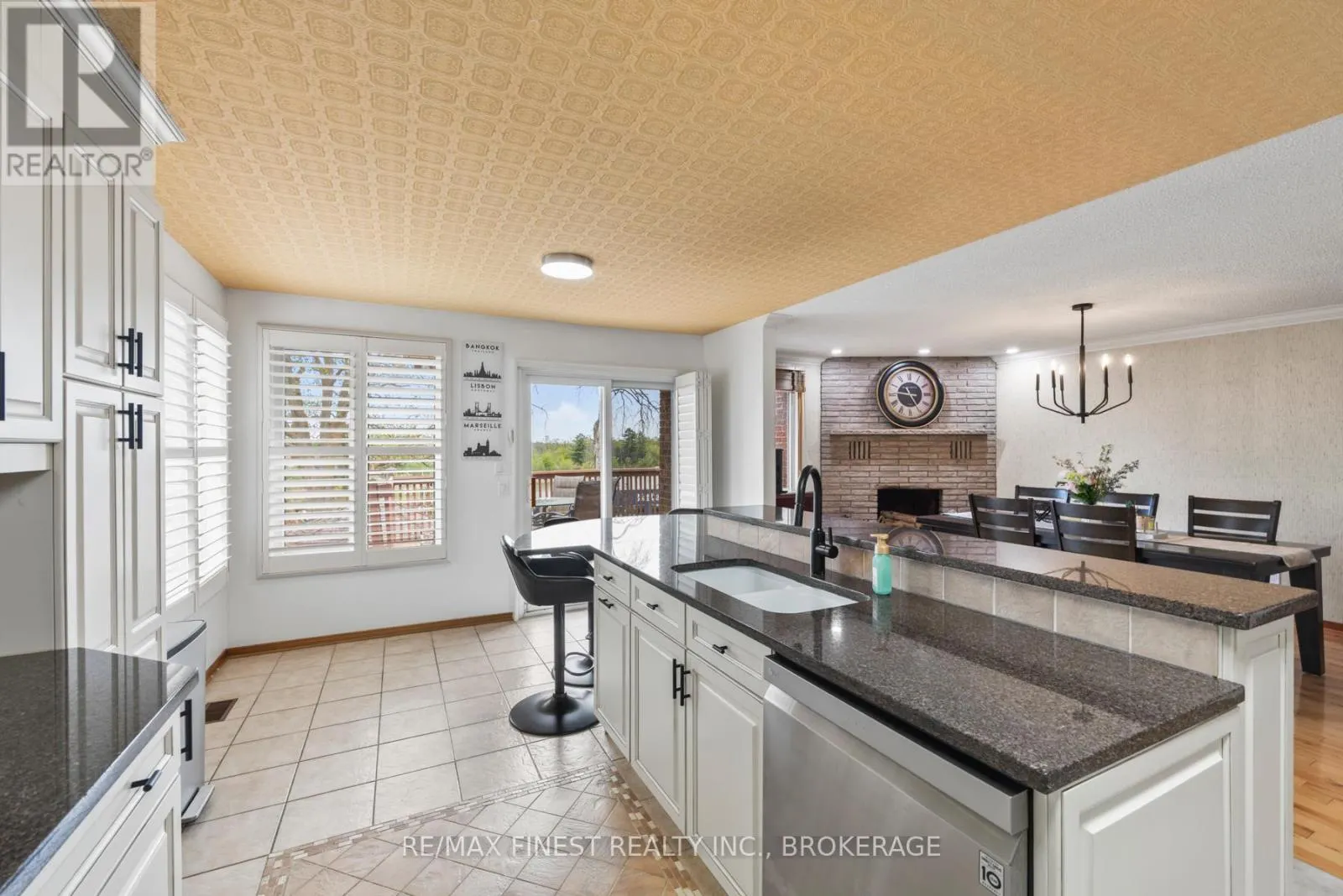 593 FOREST HILL DRIVE
