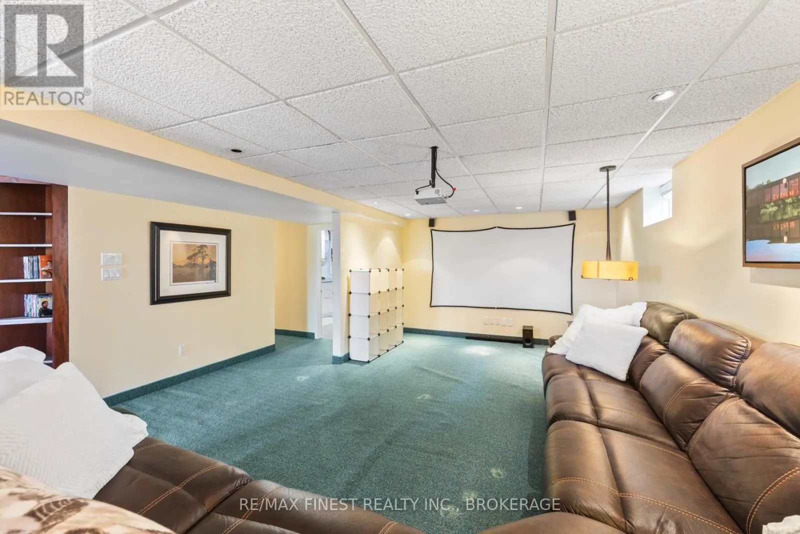 593 FOREST HILL DRIVE