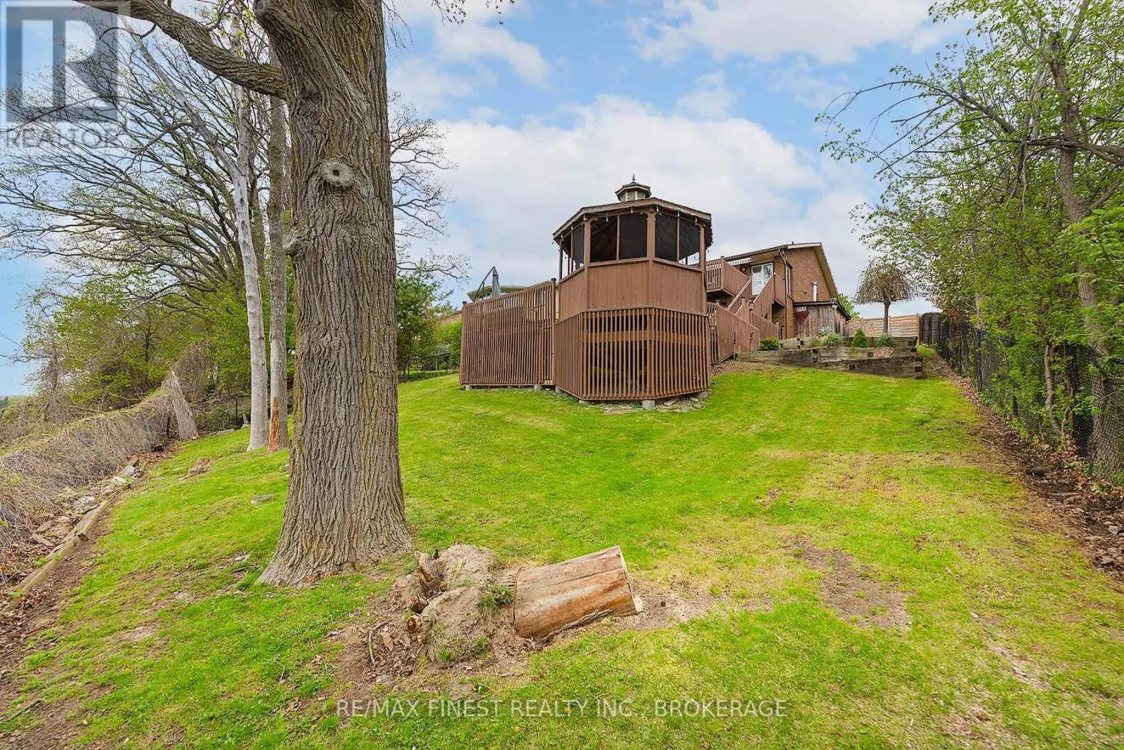 593 FOREST HILL DRIVE