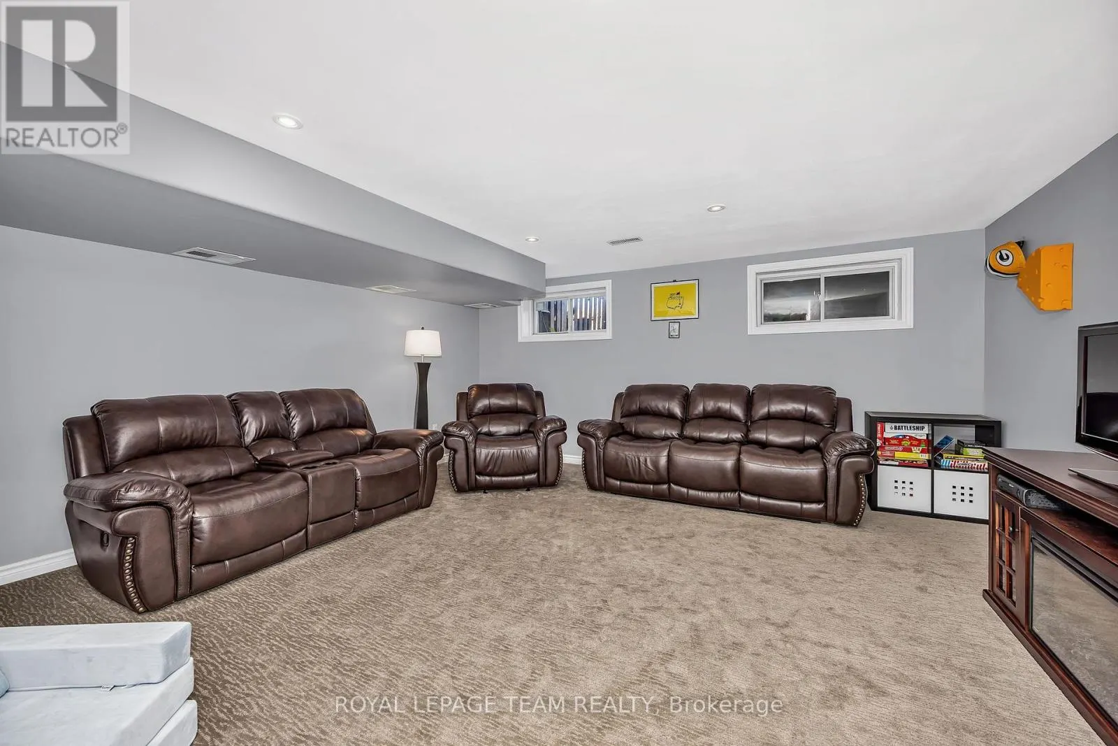 111 RAINA WAY