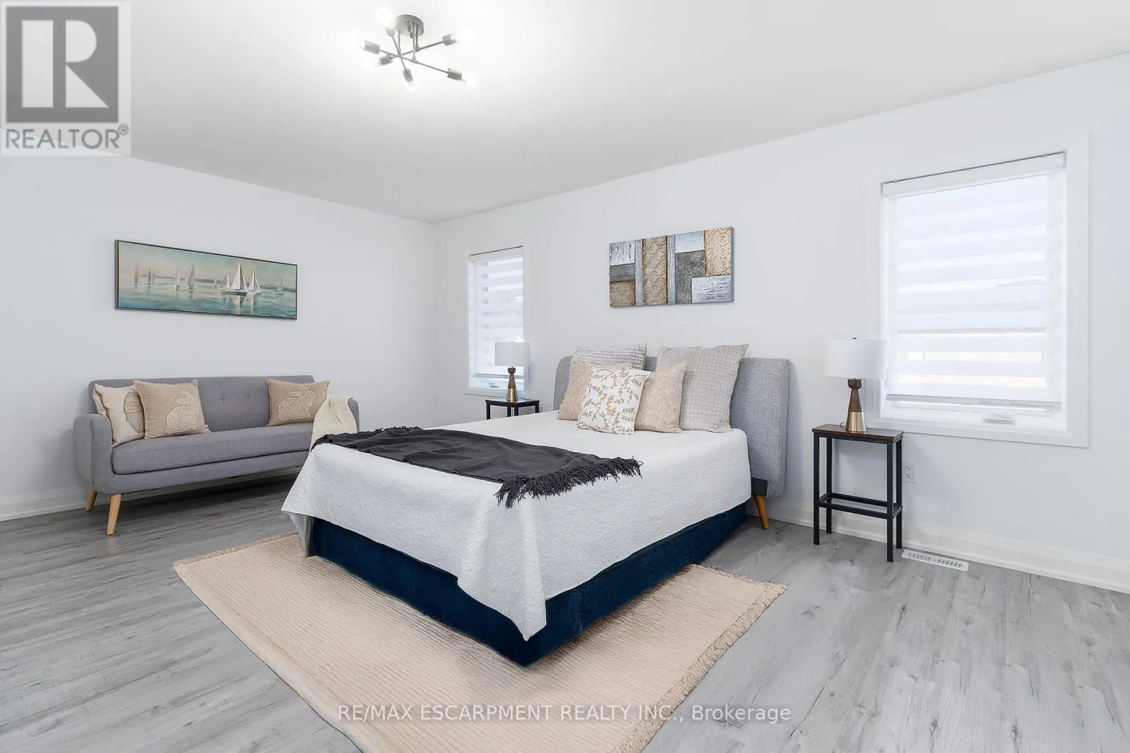 388 KLEIN CIRCLE