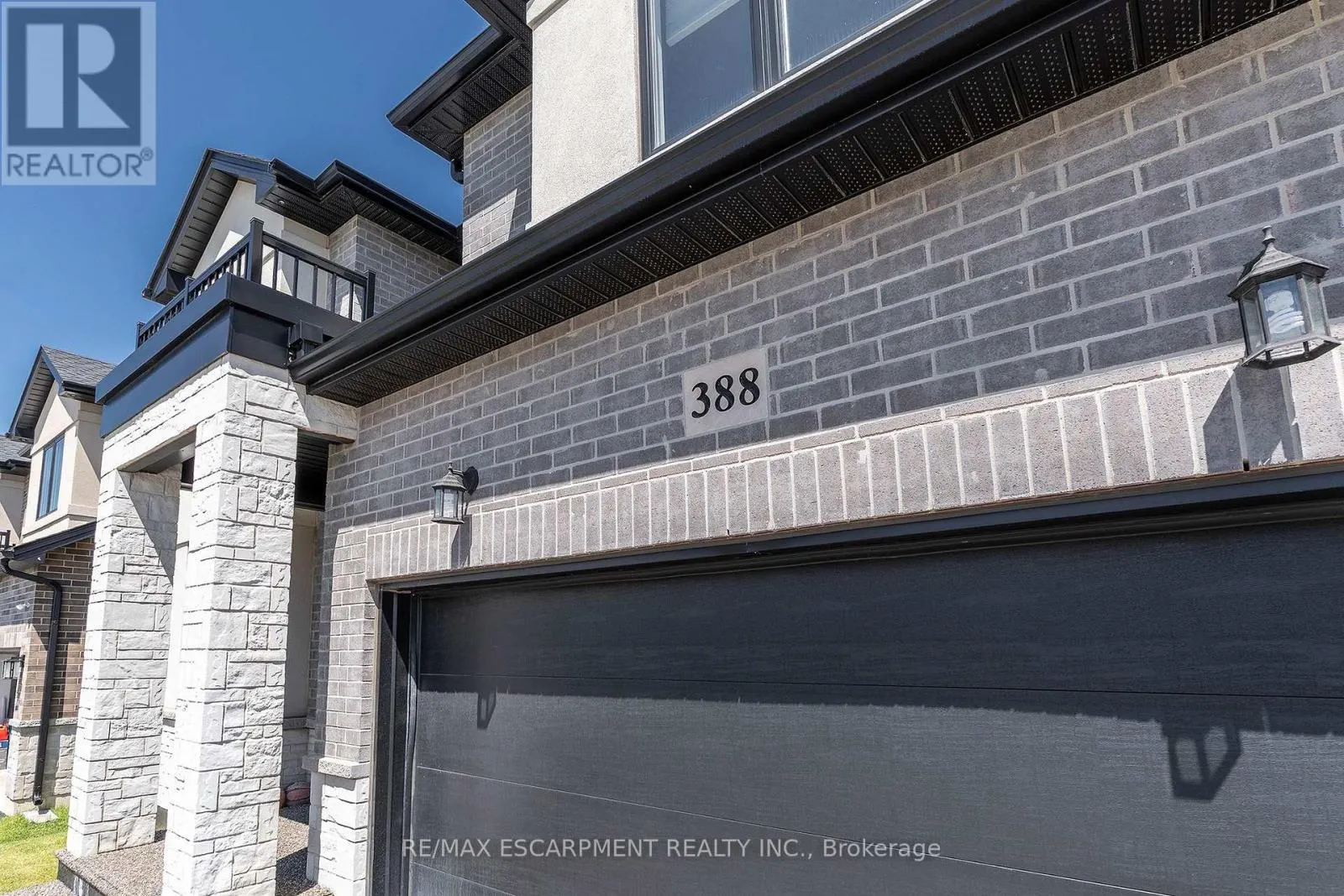 388 KLEIN CIRCLE