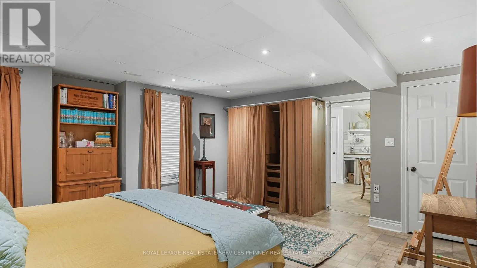 47 LIVINGSTONE DRIVE