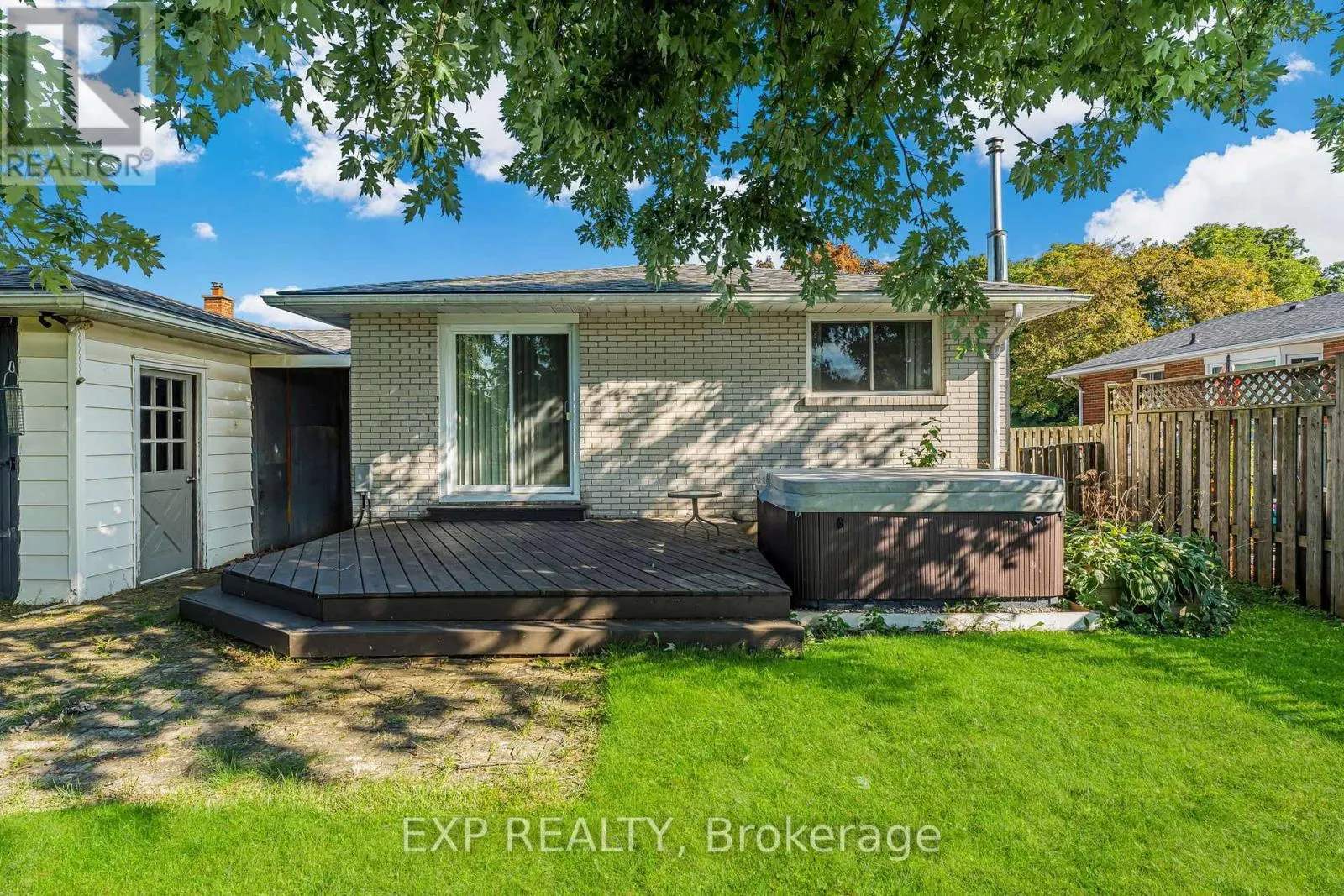 27 LOCKE AVENUE