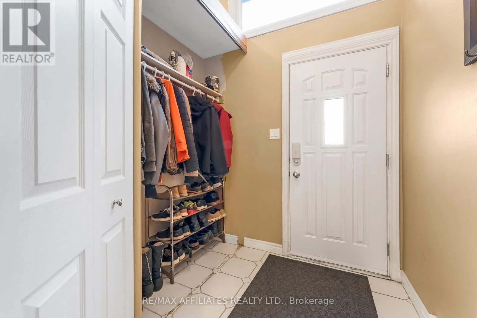 2101 ERIC CRESCENT