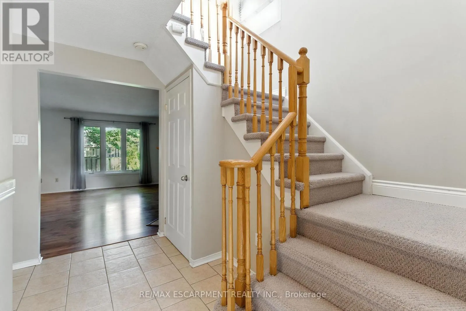 18 - 79 BRAEHEID AVENUE