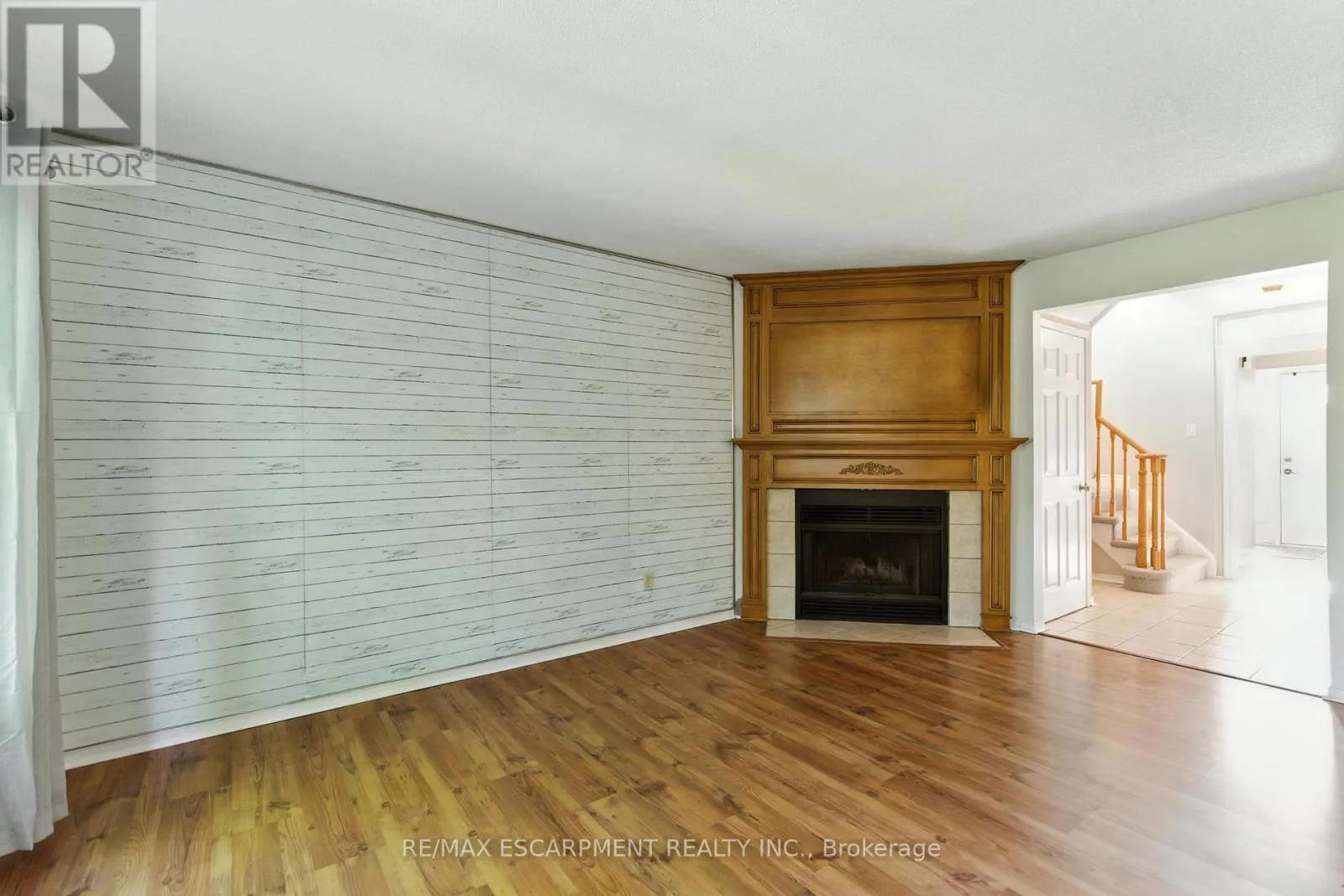 18 - 79 BRAEHEID AVENUE
