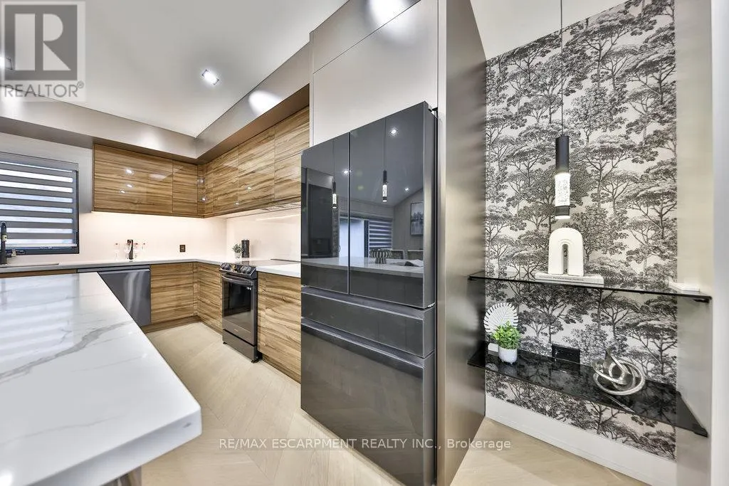 55 WEST 22ND STREET