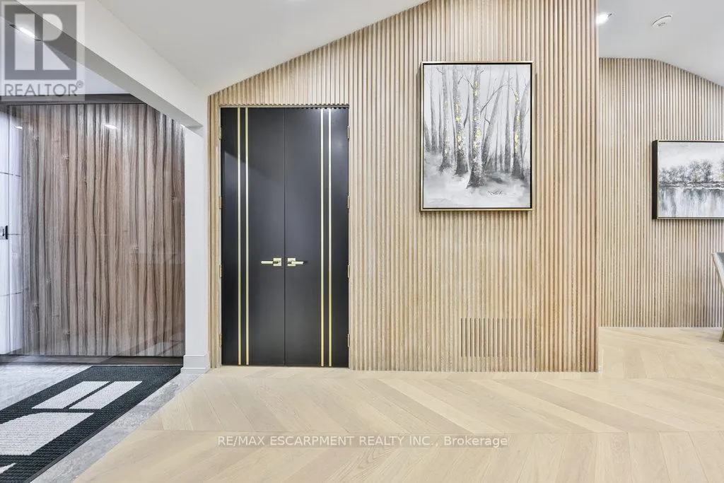 55 WEST 22ND STREET