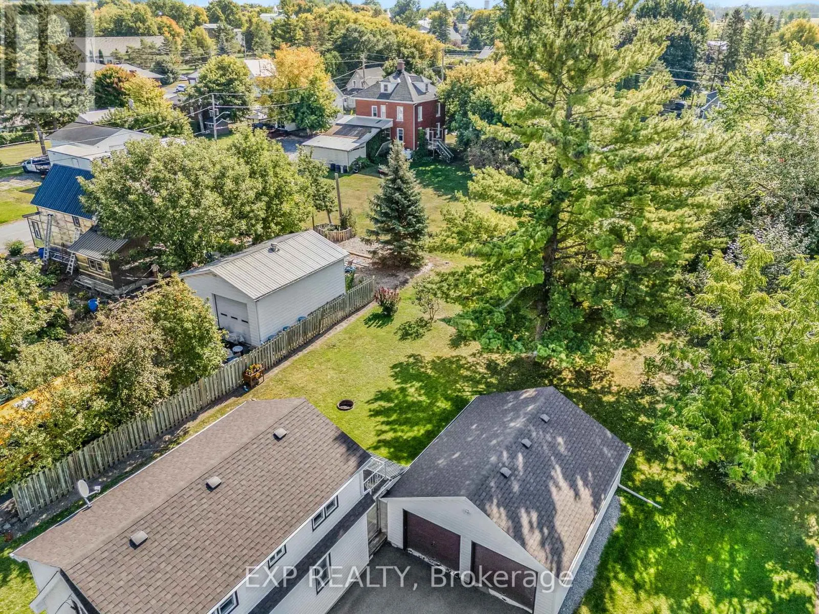 26 ALEXANDER STREET W