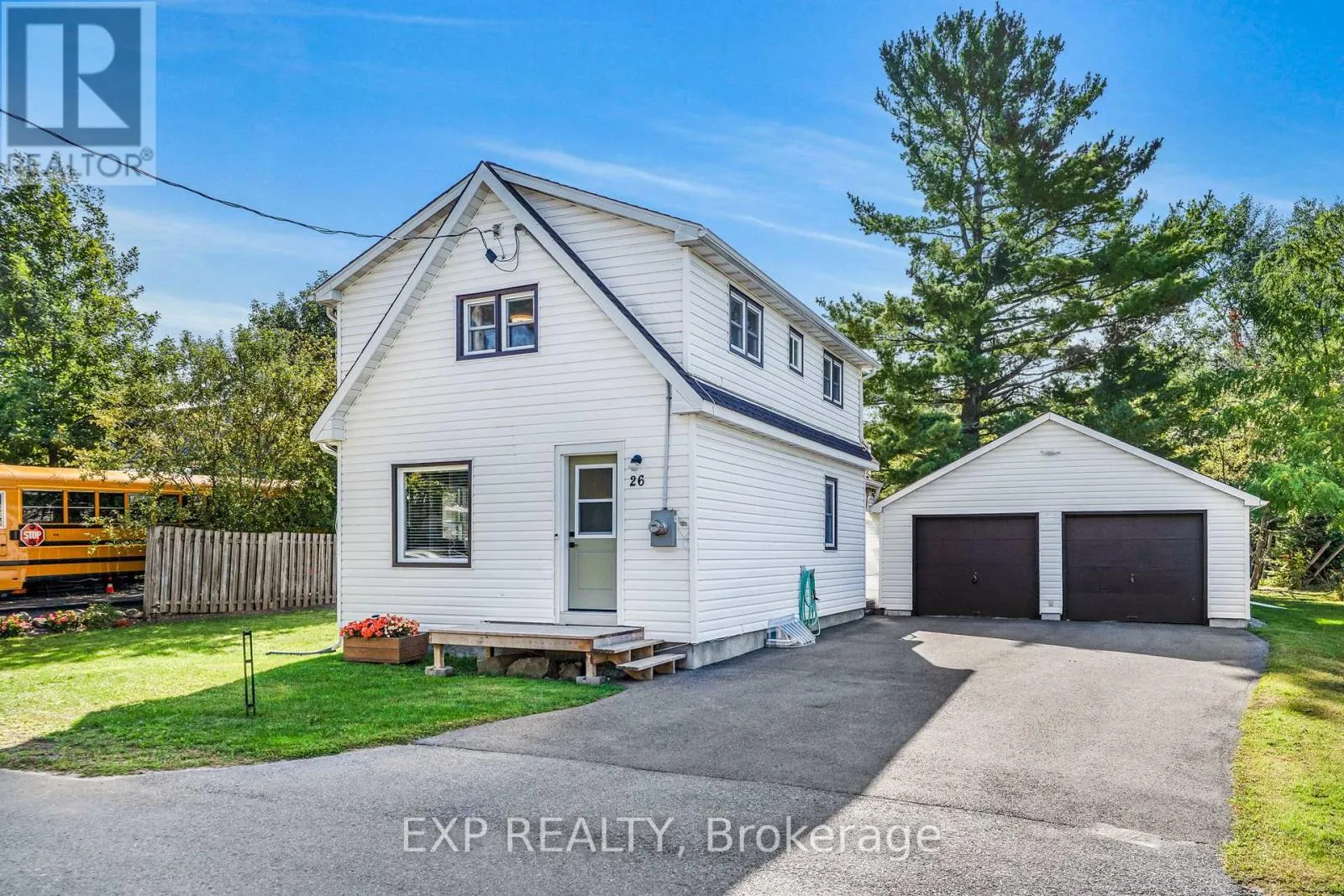 26 ALEXANDER STREET W