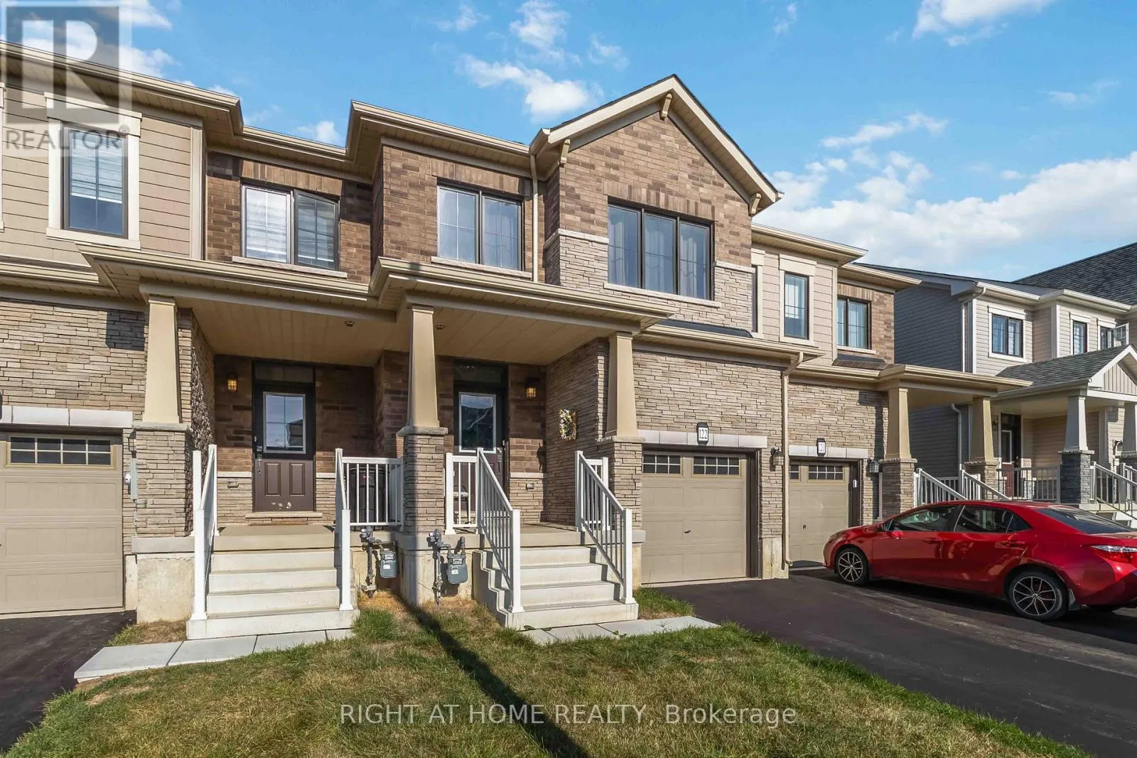122 GRANVILLE CRESCENT