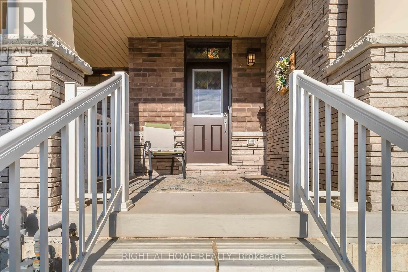 122 GRANVILLE CRESCENT