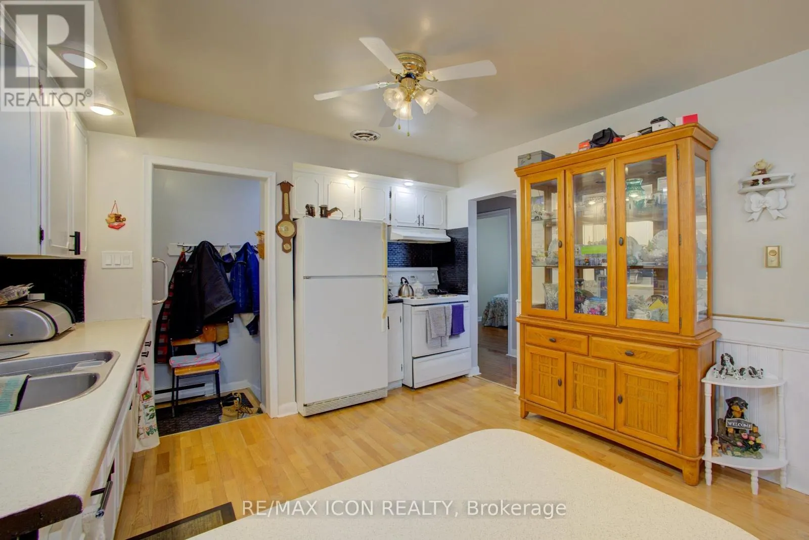 102 BYELAND DRIVE