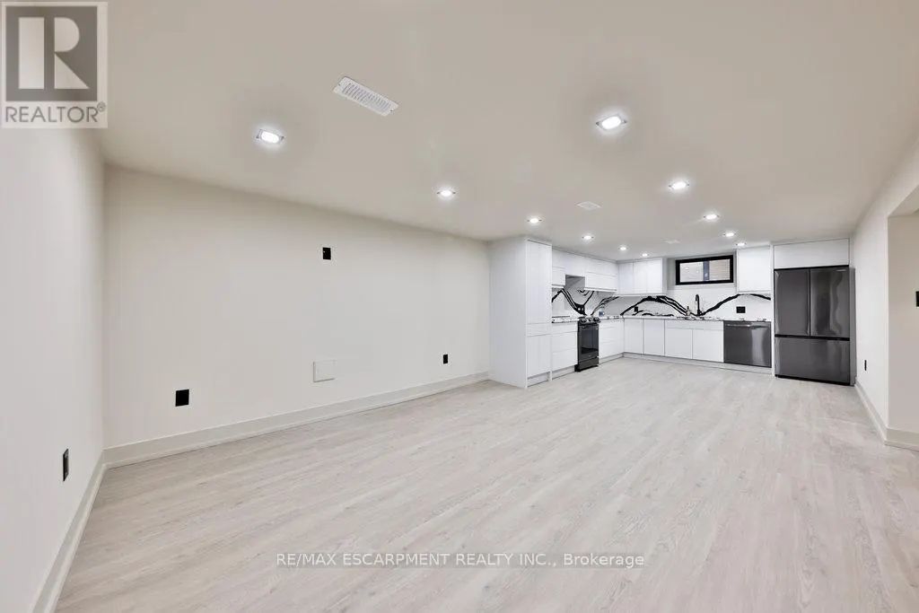 55 WEST 22ND STREET