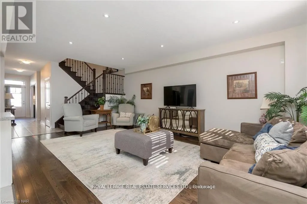 124 SHOREVIEW PLACE