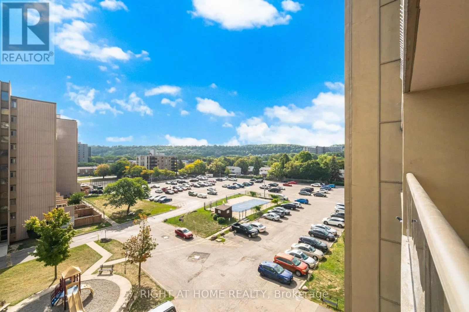 605 - 15 NICKLAUS DRIVE