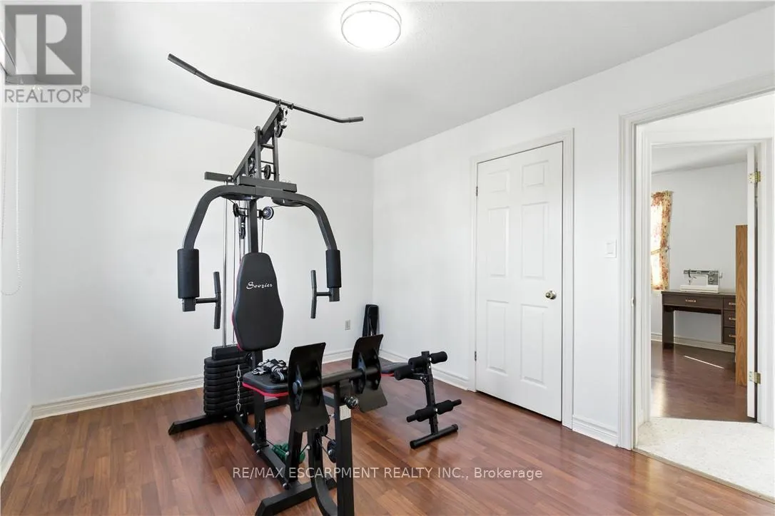 10 SHADOWDALE DRIVE