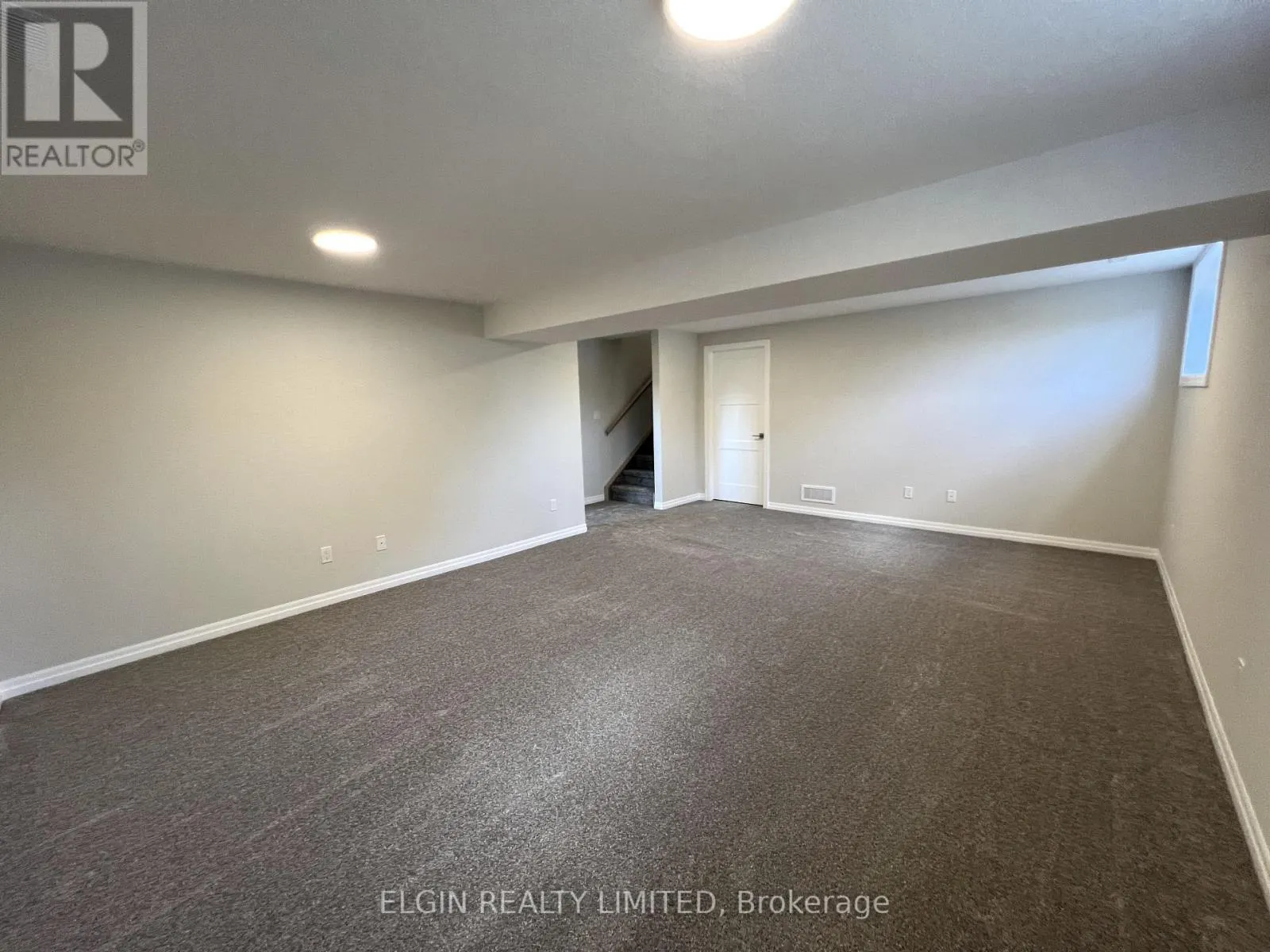 10 COLUMBUS COURT