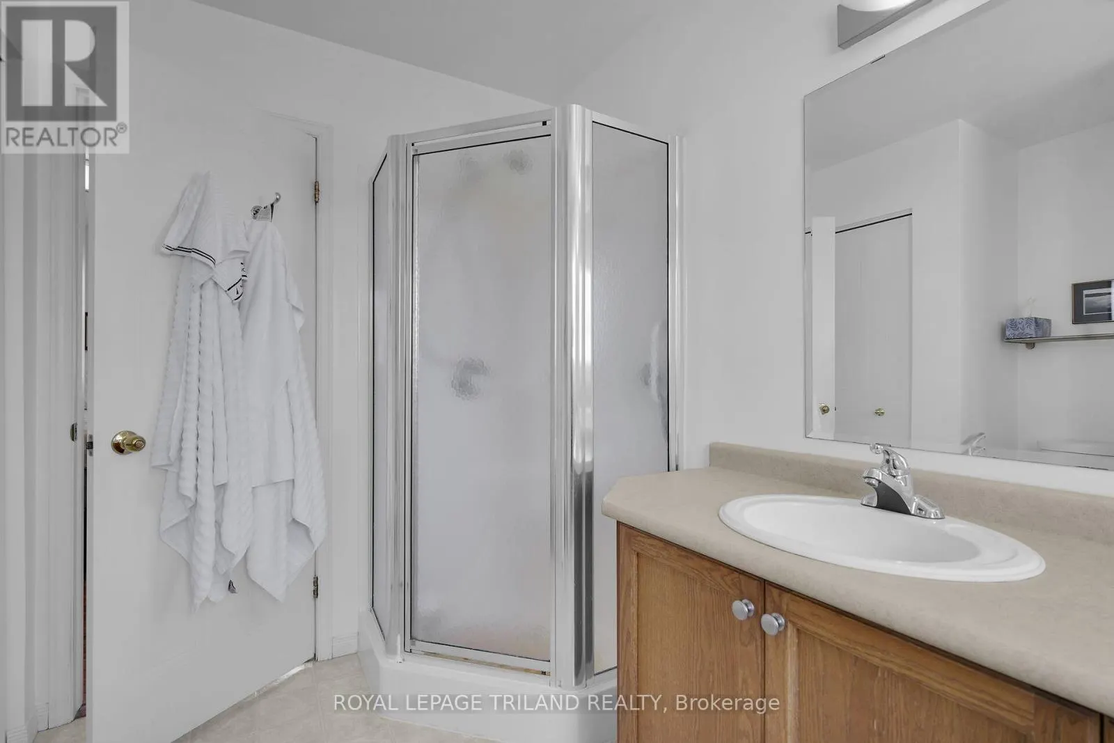 1128 STAGHORN CRESCENT