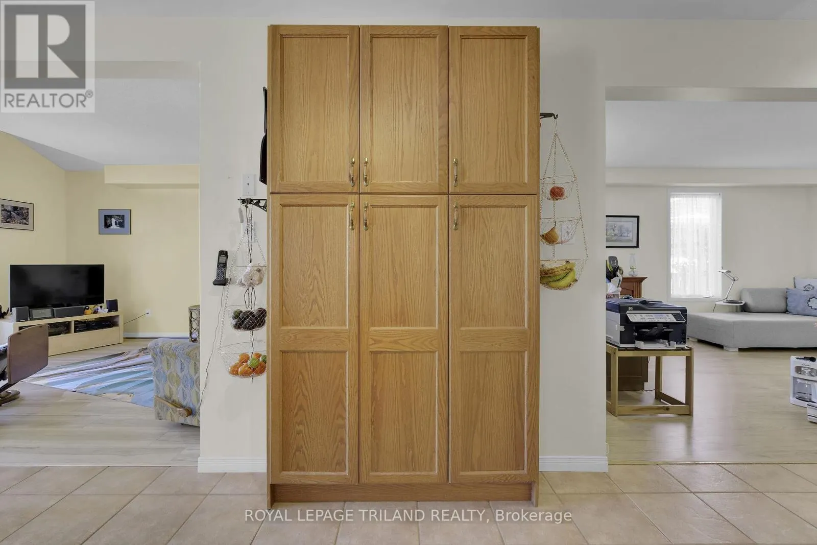 1128 STAGHORN CRESCENT