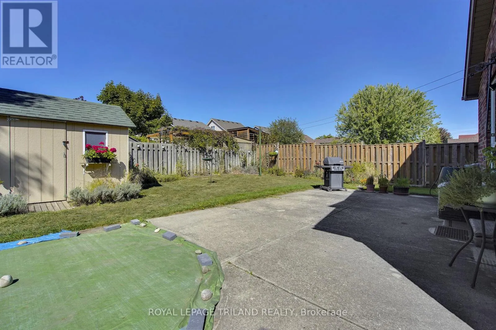 1128 STAGHORN CRESCENT