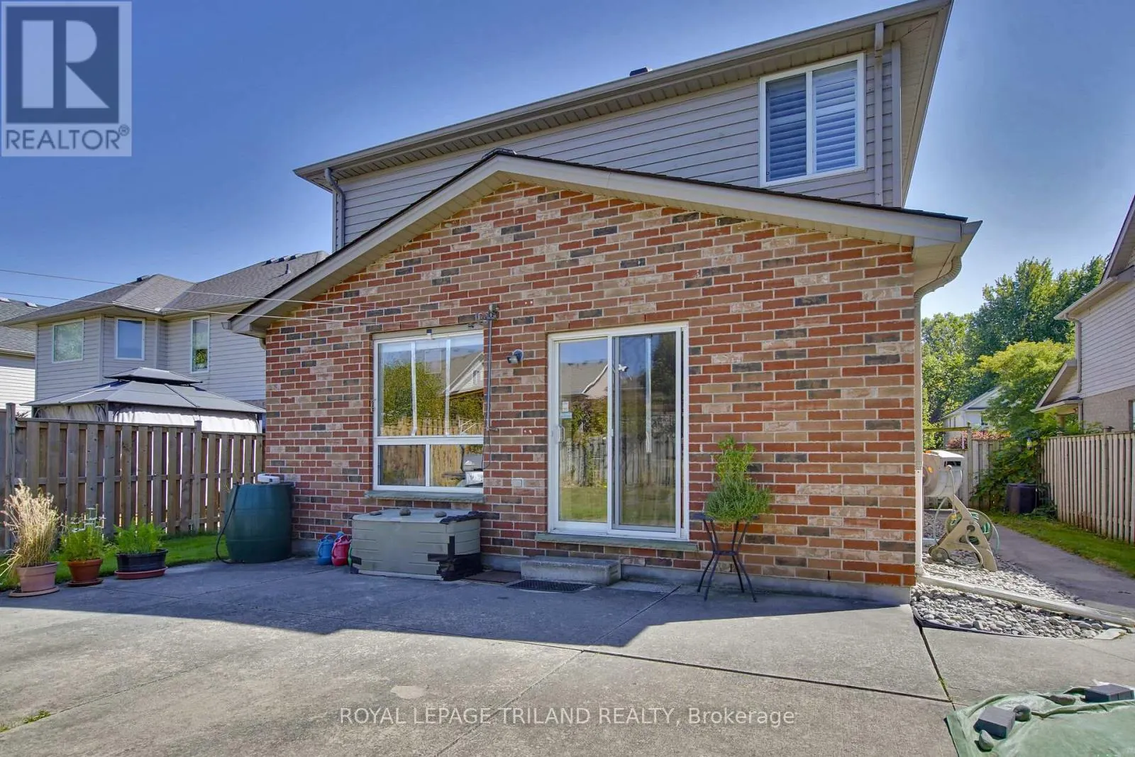 1128 STAGHORN CRESCENT