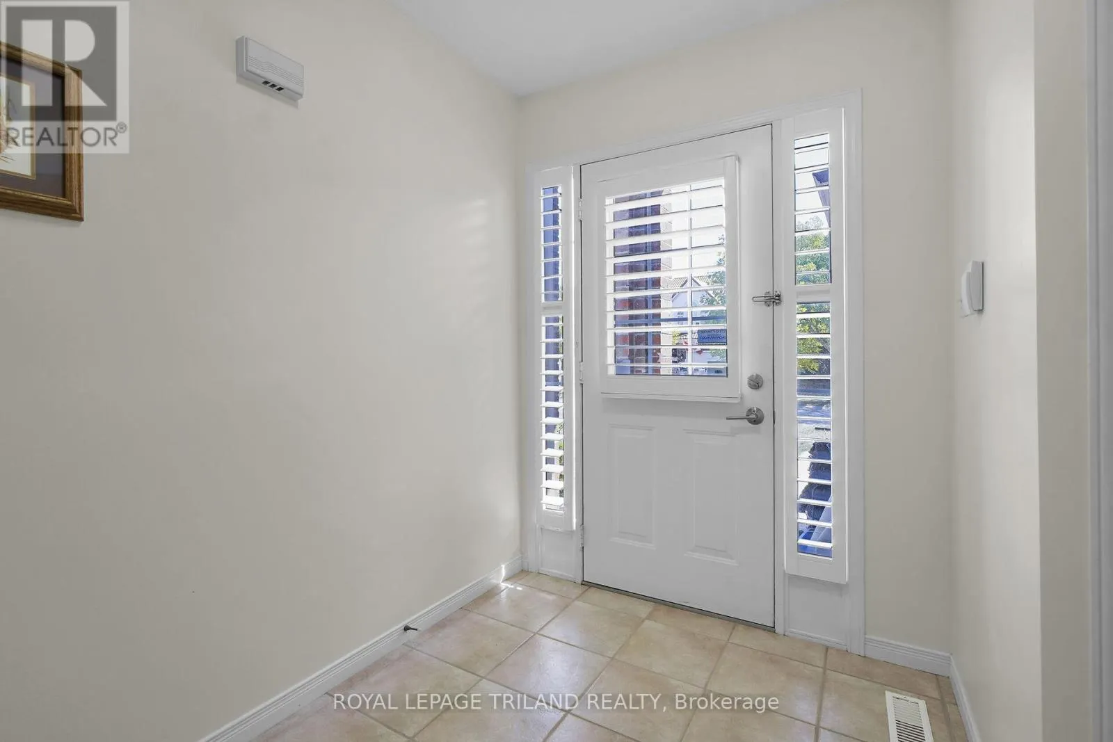 1128 STAGHORN CRESCENT
