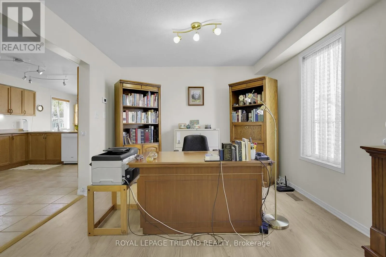 1128 STAGHORN CRESCENT