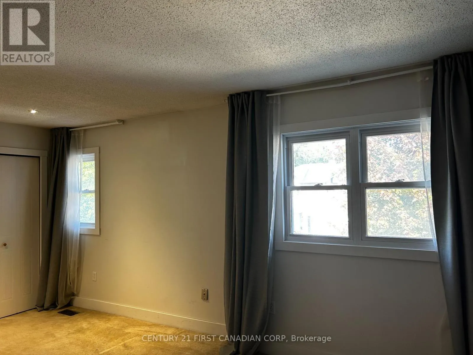 4 - 1199 HAMILTON ROAD, #4