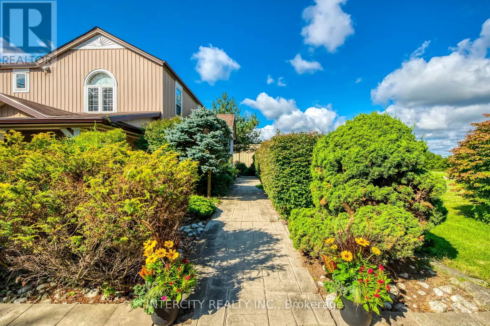 2764 GOVERNORS ROAD