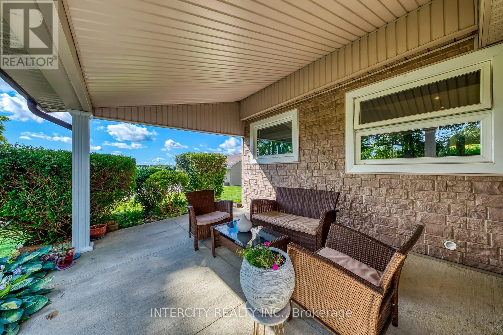 2764 GOVERNORS ROAD