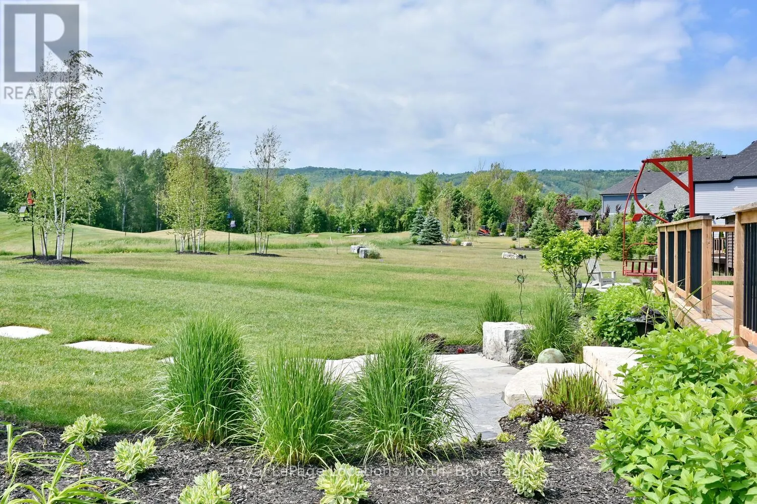 138 CRESTVIEW COURT