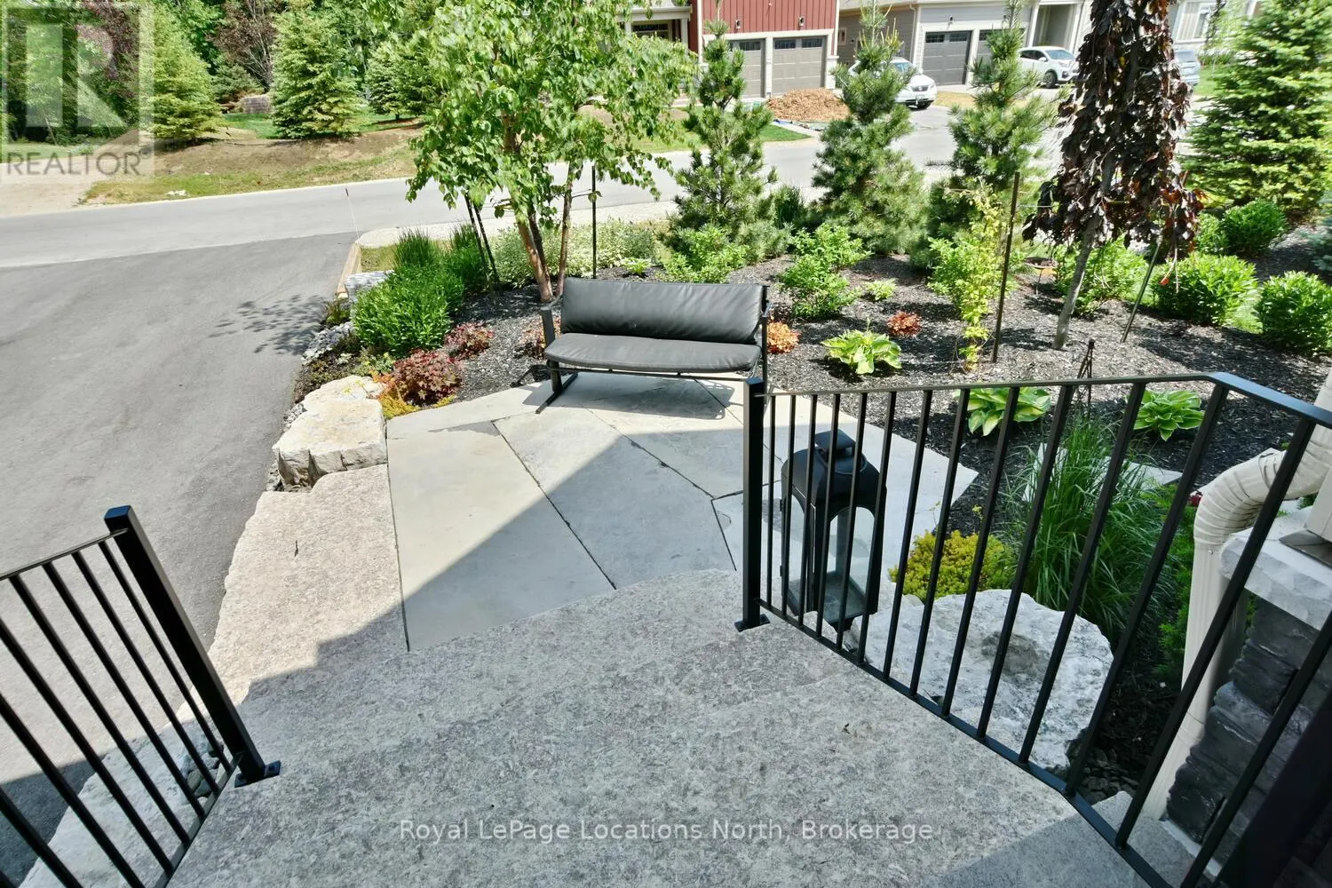 138 CRESTVIEW COURT