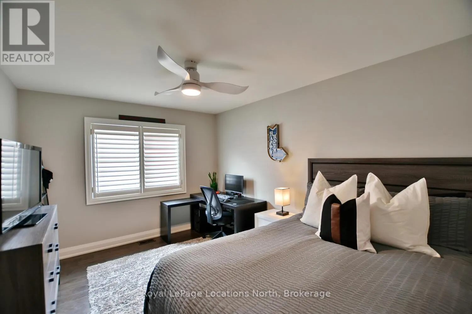 138 CRESTVIEW COURT