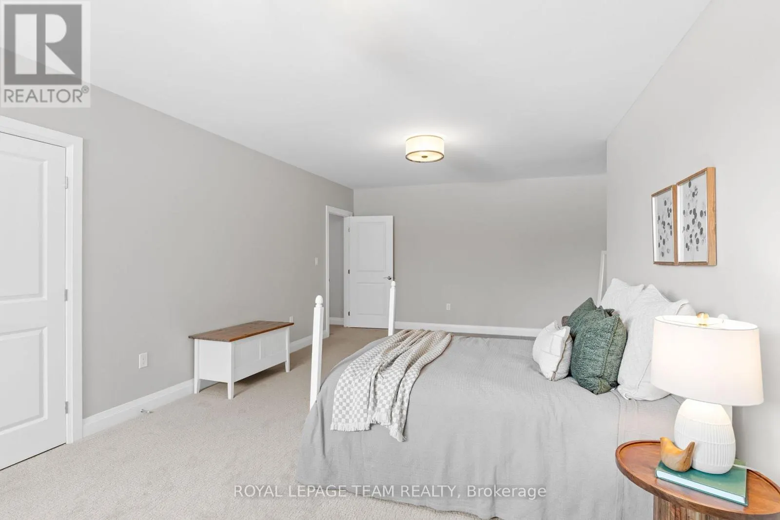 1140 MEADOWSHIRE WAY