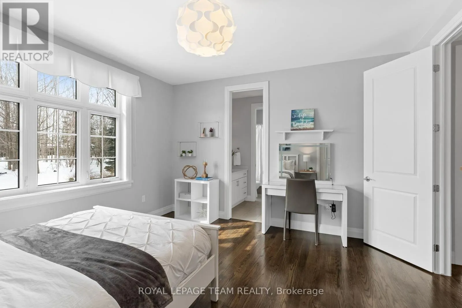 1140 MEADOWSHIRE WAY