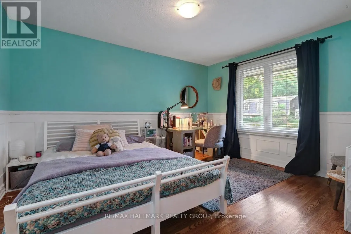 599 DUFF CRESCENT