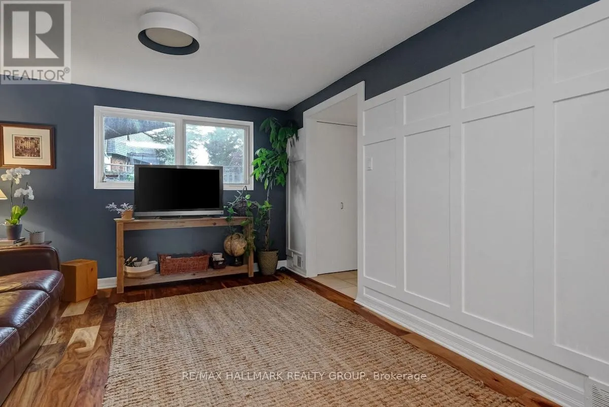599 DUFF CRESCENT